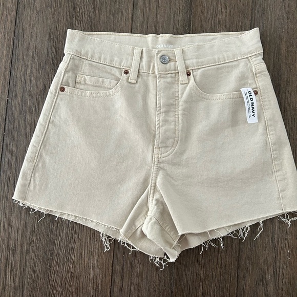 Old Navy Sky Hi A Line Shorts. Size 4. NWT. - Picture 1 of 4